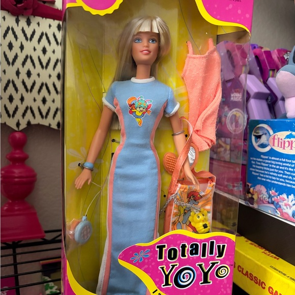 Vintage Mattel Barbie Totally YoYo Skipper Doll & YoYo Kitty And Bee - Picture 8 of 14